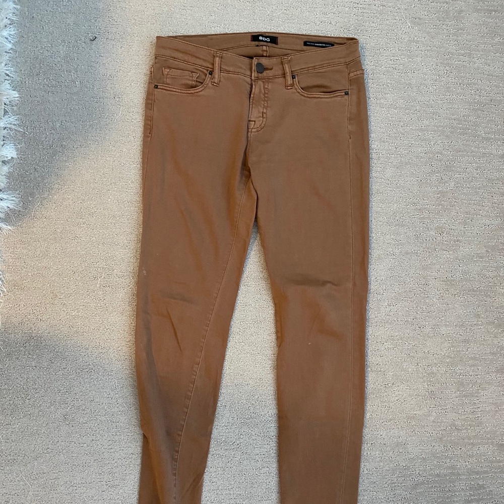 BDG mid rise cigarette jean